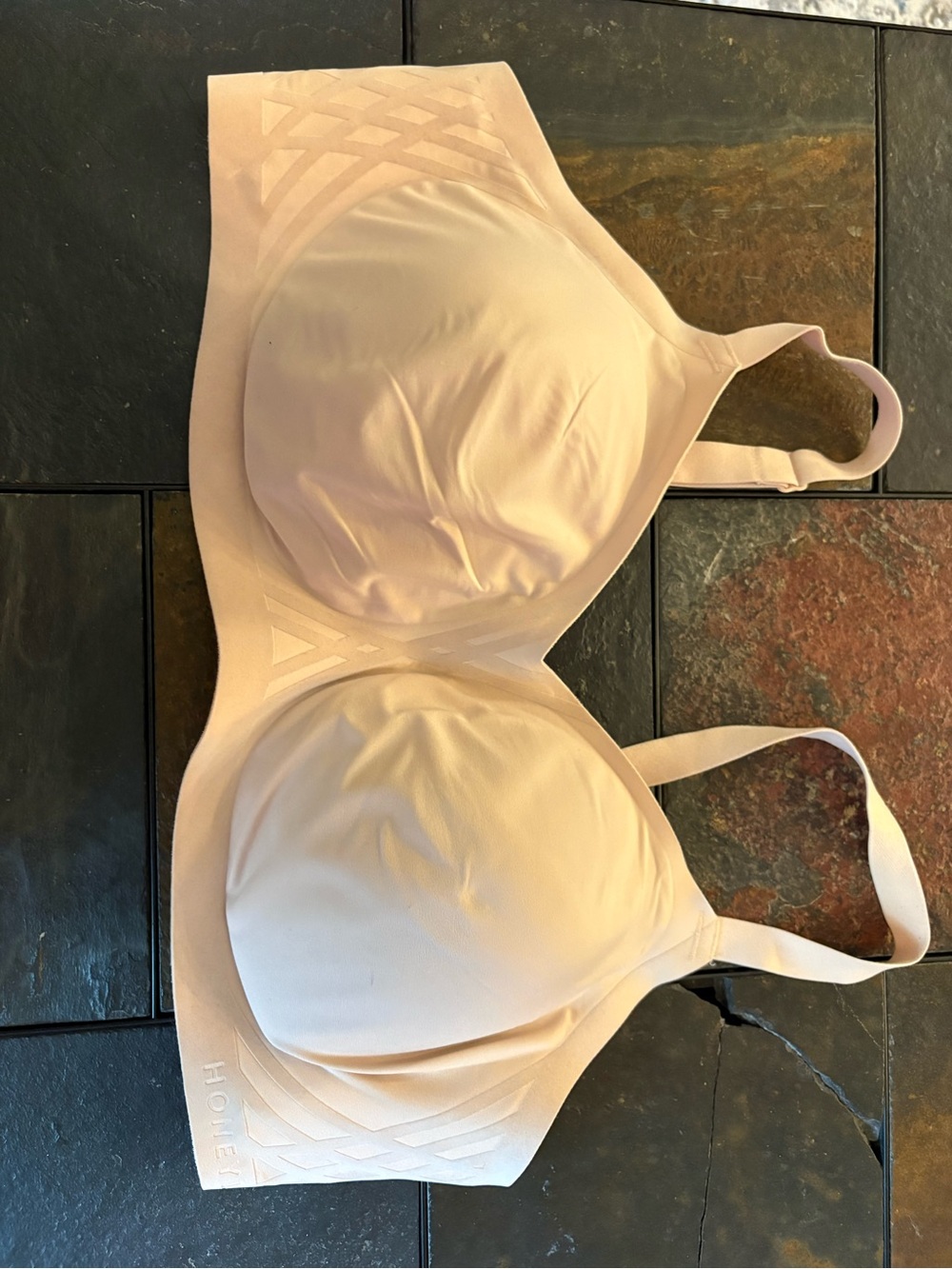 Honeylove Seamless Bra in Light Beige